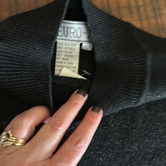Euro-X silk blend black metallic sleeveless sweater glam maximalist L NWT - Picture 5 of 5